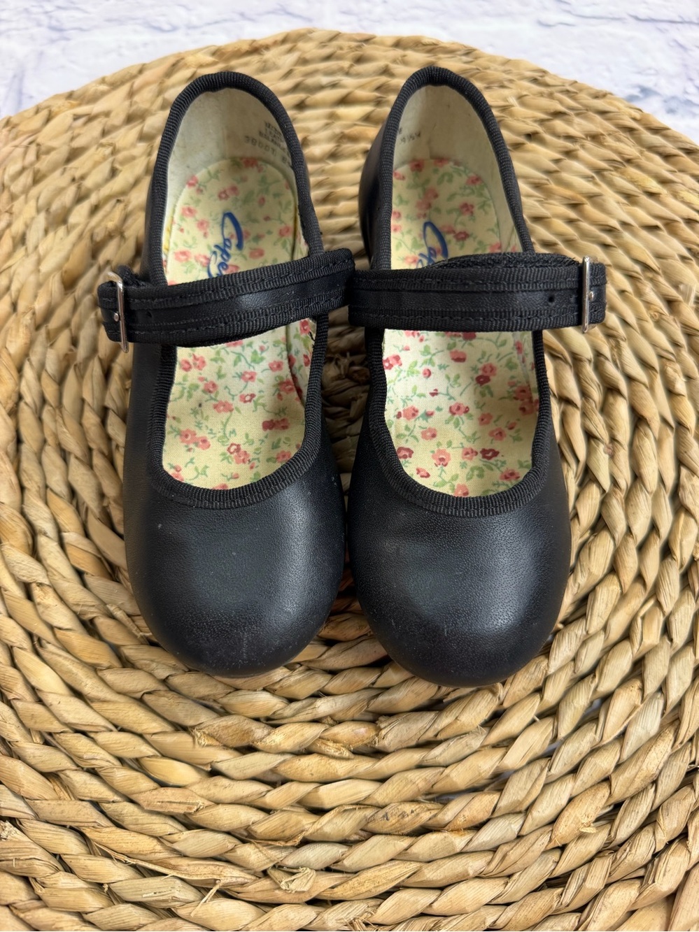 Capezio Girl’s Black Mary Jane Tap Shoes. Size 9.5W